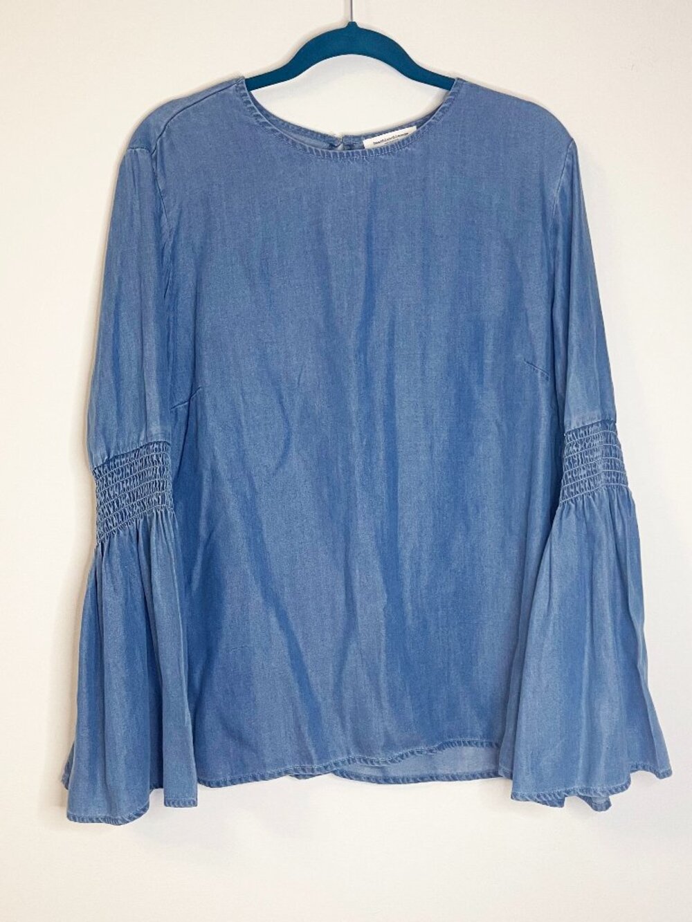 Beach Lunch Lounge Chambray Bell Sleeve Blouse Women’s XL Coastal Cowgirl - Picture 3 of 9